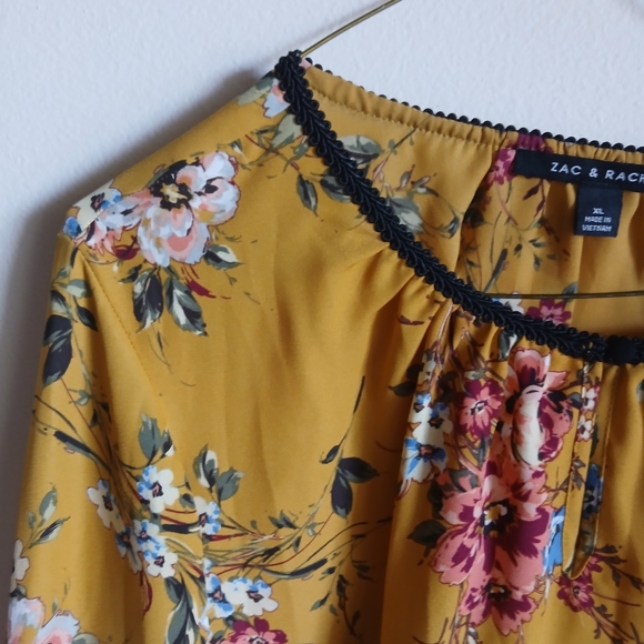 Zac & Rachel Women's Size XL Floral Keyhole Long Sleeve Yellow Multi Blouse - Picture 3 of 10